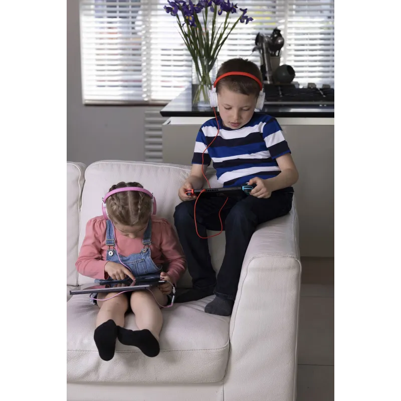 POKEMON PIKACHU CHILDREN'S HEADPHONES WITH CABLE AND CHILD-FRIENDLY VOLUME - The Shop Gamer