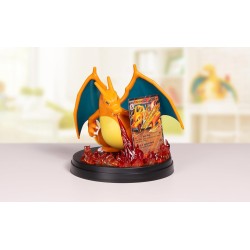 CARTAS POKÉMON PACK CHARIZARD EX 3 CARTAS HOLOGRÁFICAS DE PROMOCIÓN 1 FIGURA PARA EXHIBIR UNA CARTA Y 10 SOBRES DE MEJORA