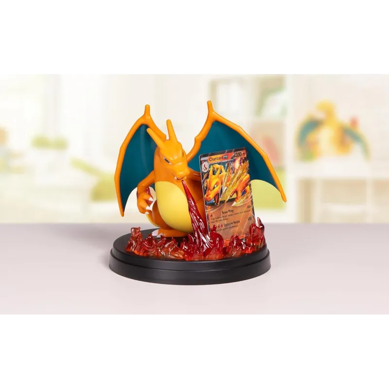 CARTES POKÉMON PACK CHARIZARD EX, 3 CARTES HOLOGRAPHIQUES PROMOTIONNELLES, 1 FIGURINE PORTE-CARTE ET 10 BOOSTERS - The Shop Game