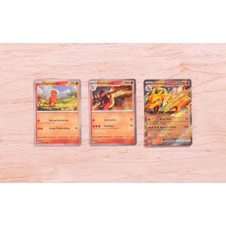 POKÉMON-PACK CHARIZARD EX, 3 HOLOGRAFISCHE PROMO-KARTEN, 1 KARTENSTÄNDER UND 10 BOOSTERPACKS - The Shop Gamer